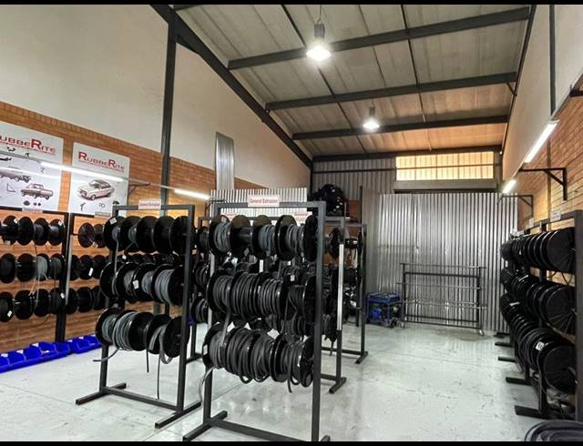 INDUSTRIAL PROPERTY TO RENT IN HENNOPSPARK